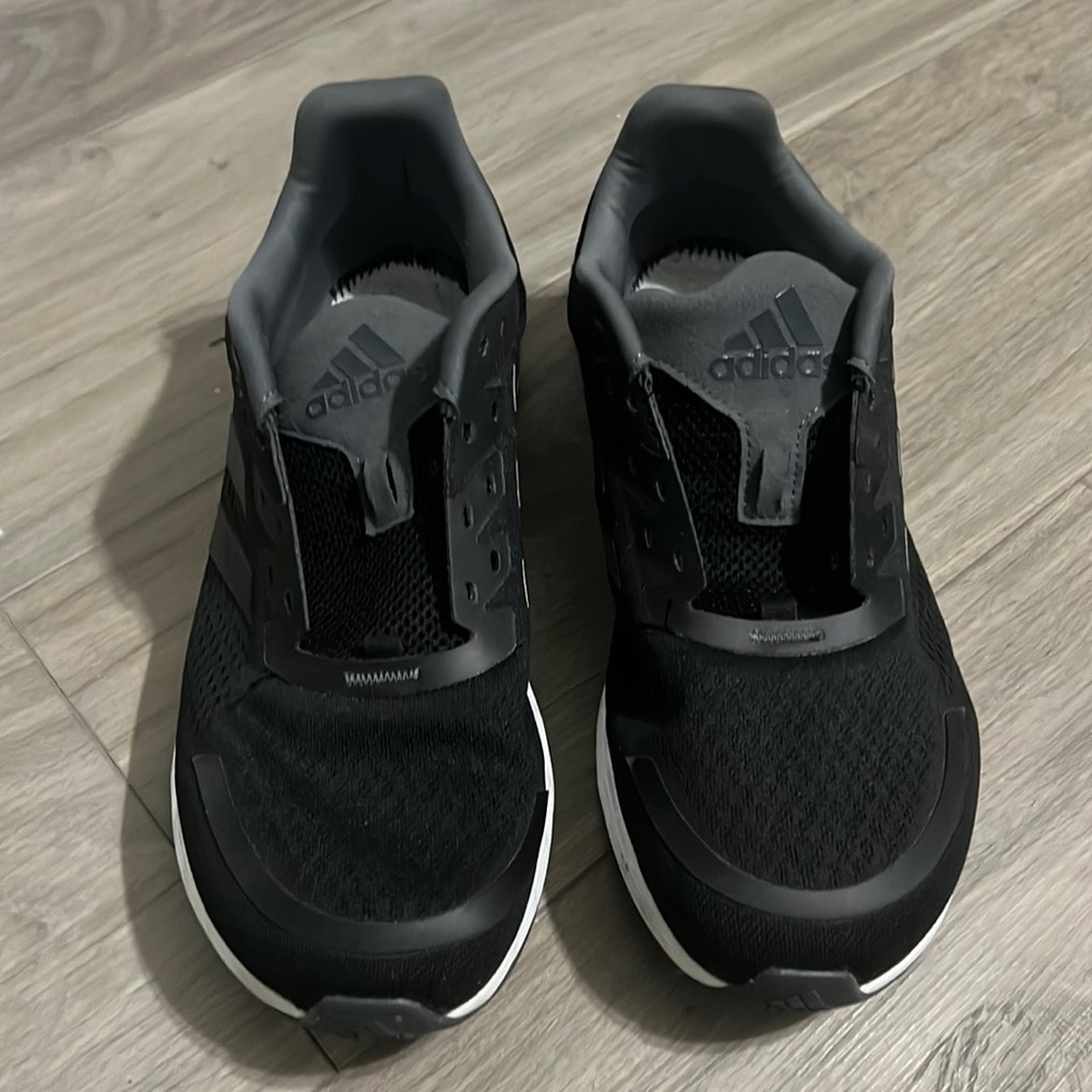 Adidas Duramo